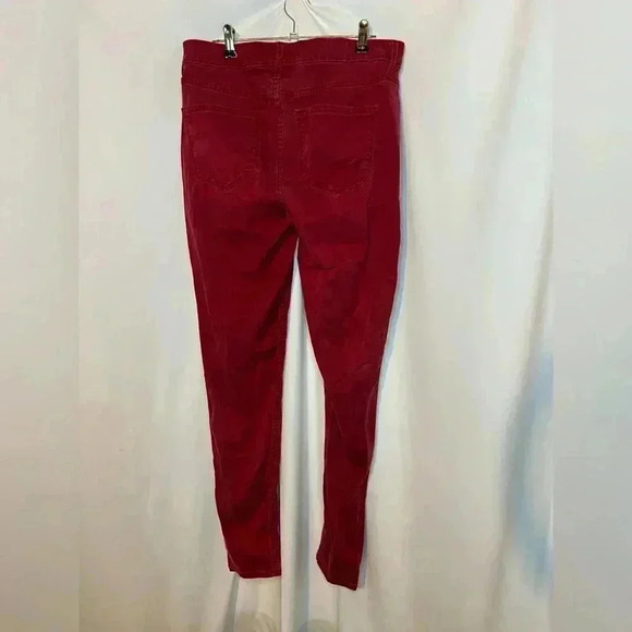 Women’s Old Navy Rockstar Super Skinny High Rise Red Pants - Picture 2 of 4